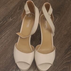 Michael Kors Women's Cream Heels
